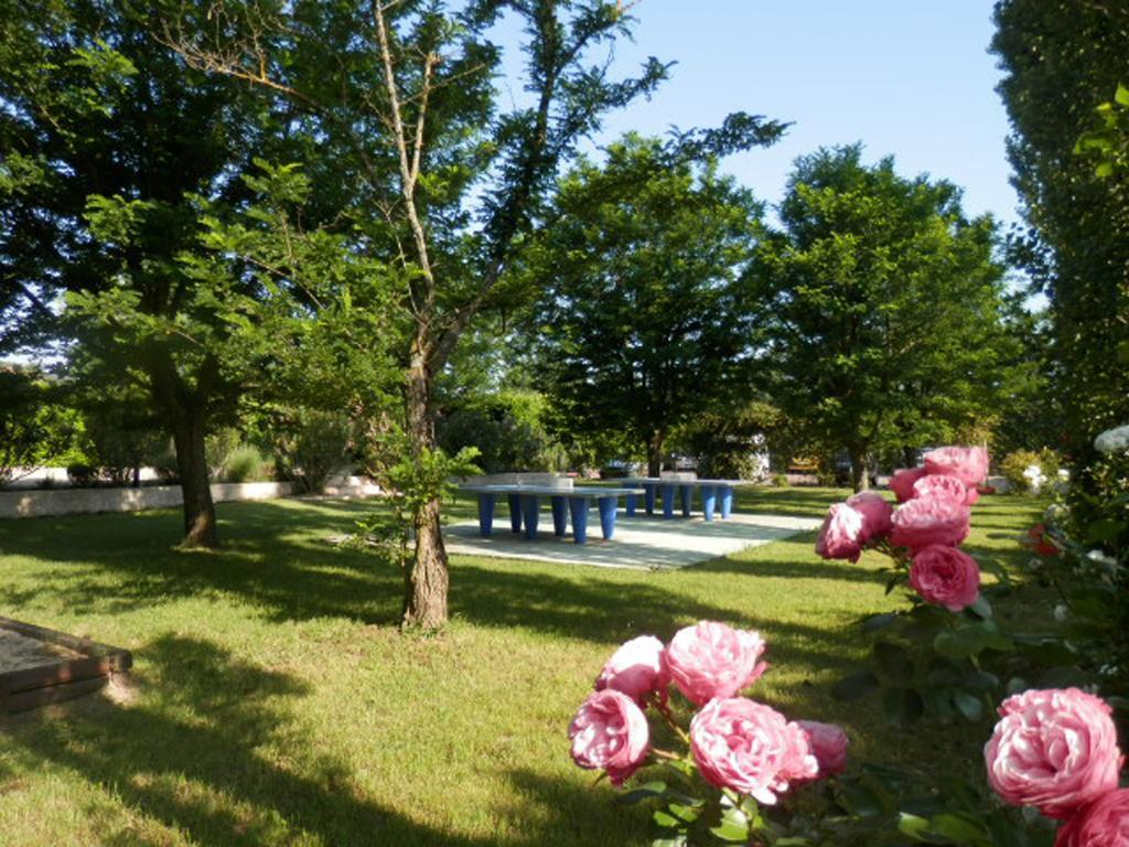 Les Cigalous Otel Salavas Dış mekan fotoğraf