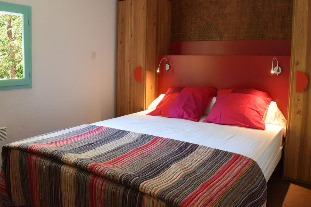 Les Cigalous Otel Salavas Dış mekan fotoğraf