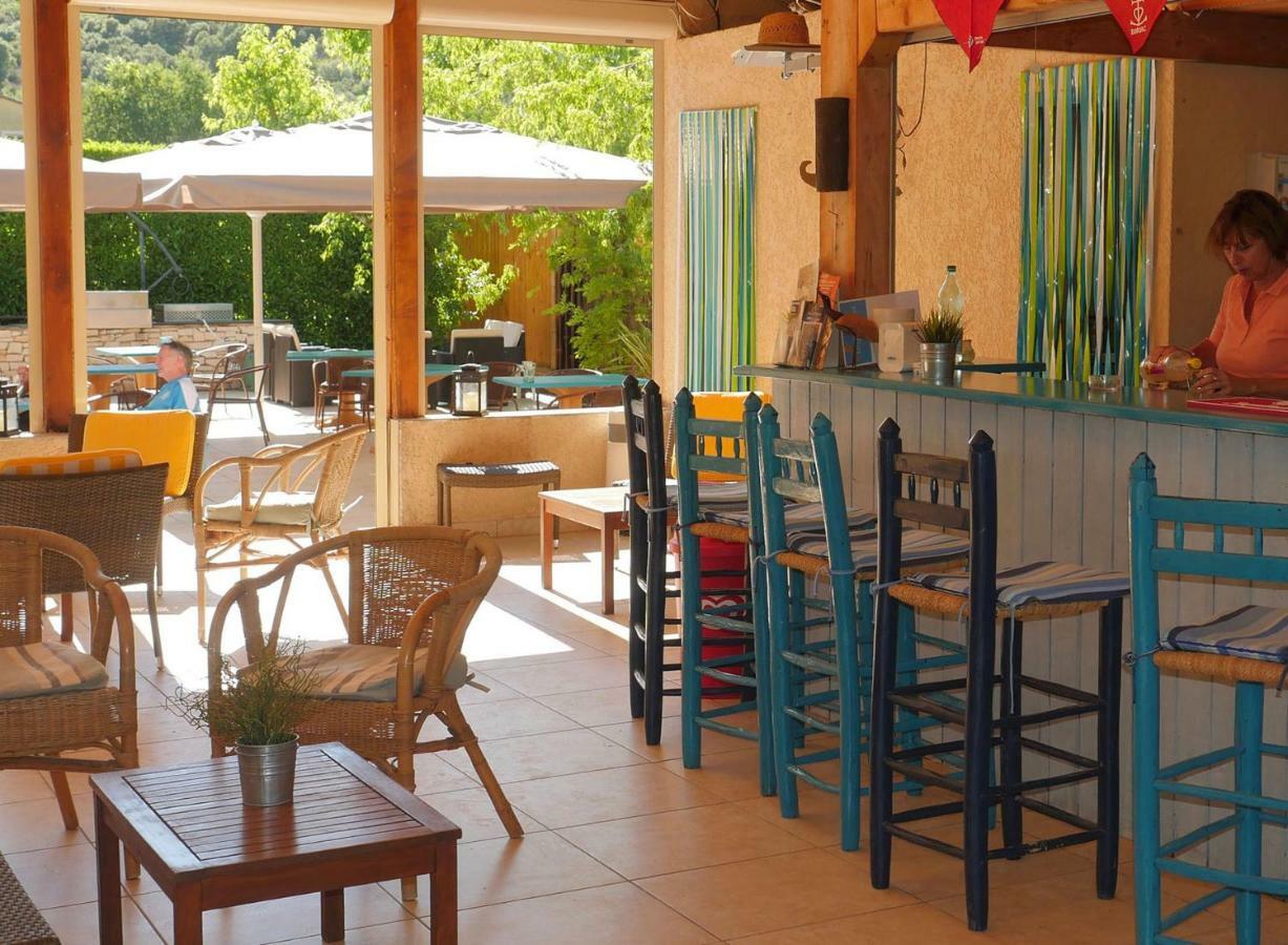 Les Cigalous Otel Salavas Dış mekan fotoğraf