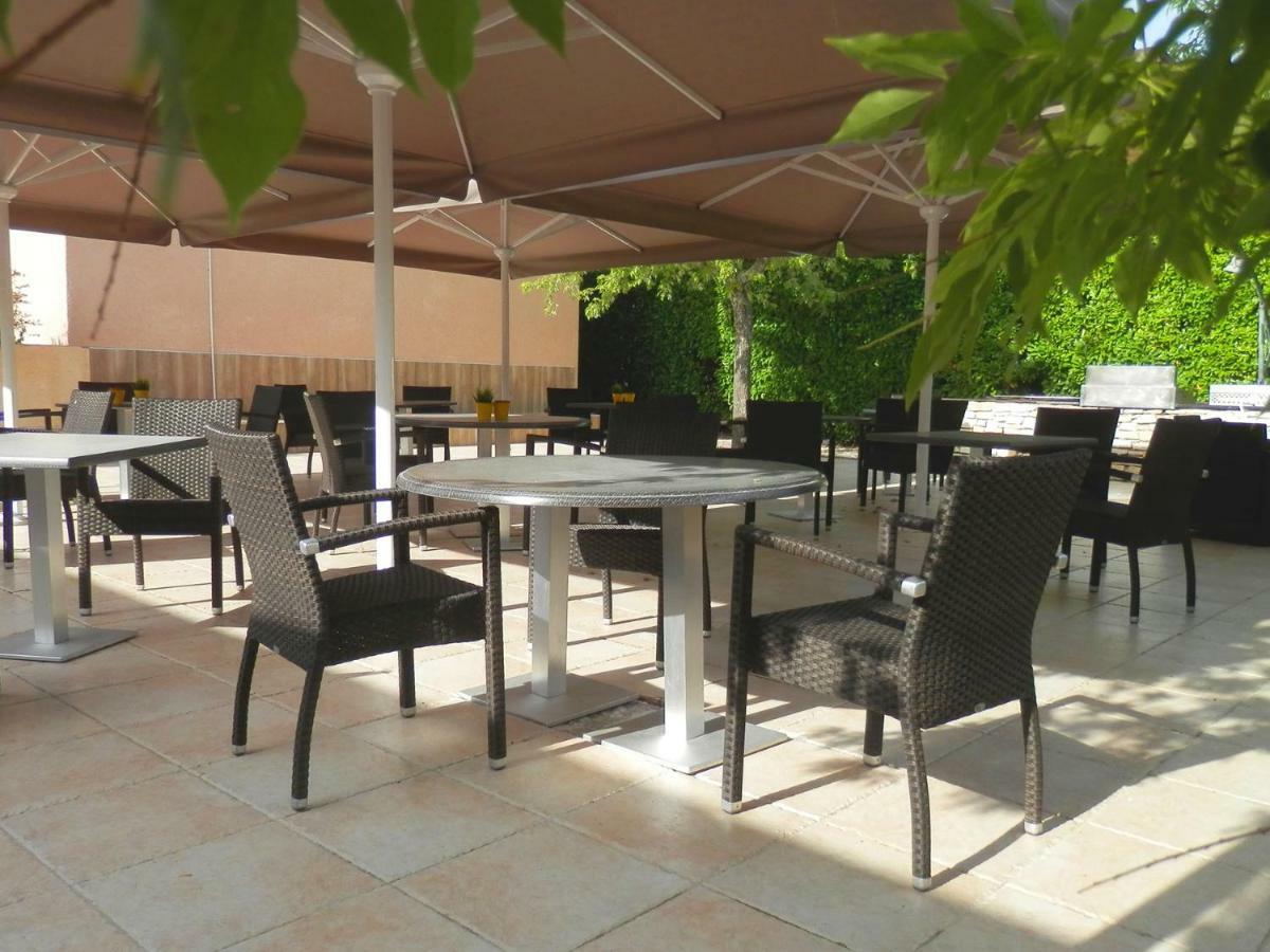 Les Cigalous Otel Salavas Dış mekan fotoğraf
